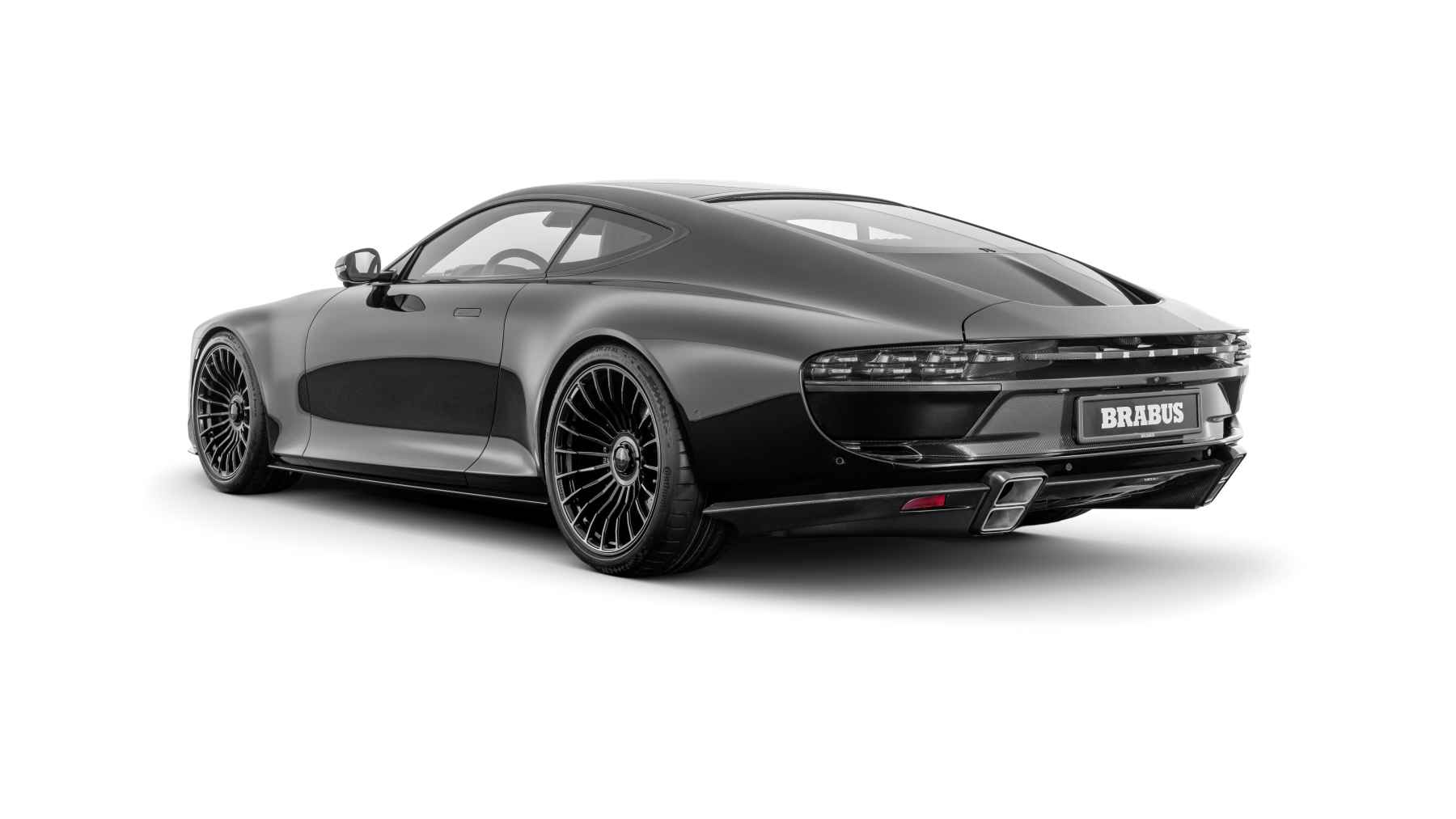 Limitado a 77 unidades, a 1,2 millones de euros y para 4 pasajeros: El BRABUS BODO es tan bestia que alcanza 300 km/h en menos de 24 segundos gracias a un V12 biturbo de 1.000 CV