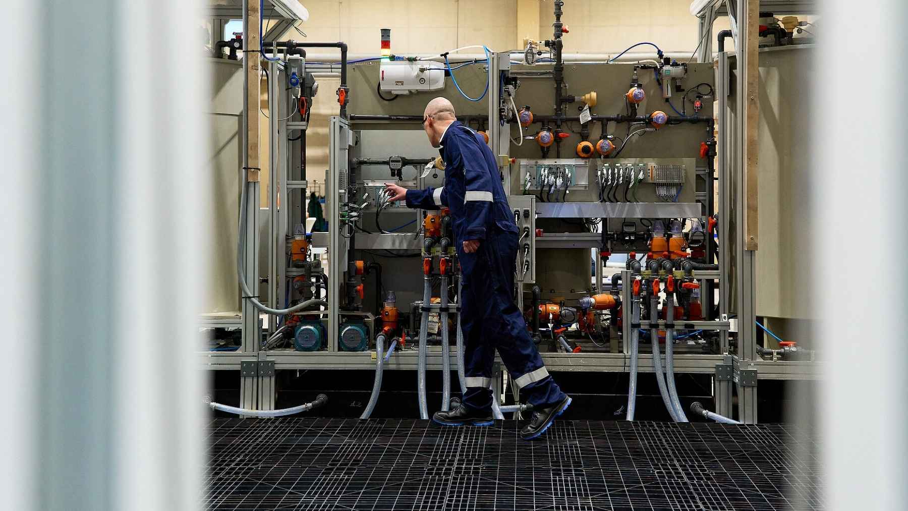 Mientras Europa depende de China para el litio del coche eléctrico, los alemanes encuentran bajo Sajonia-Anhalt 43 millones de toneladas: suficiente para fabricar las baterías de 500.000 coches eléctricos al año durante dos décadas