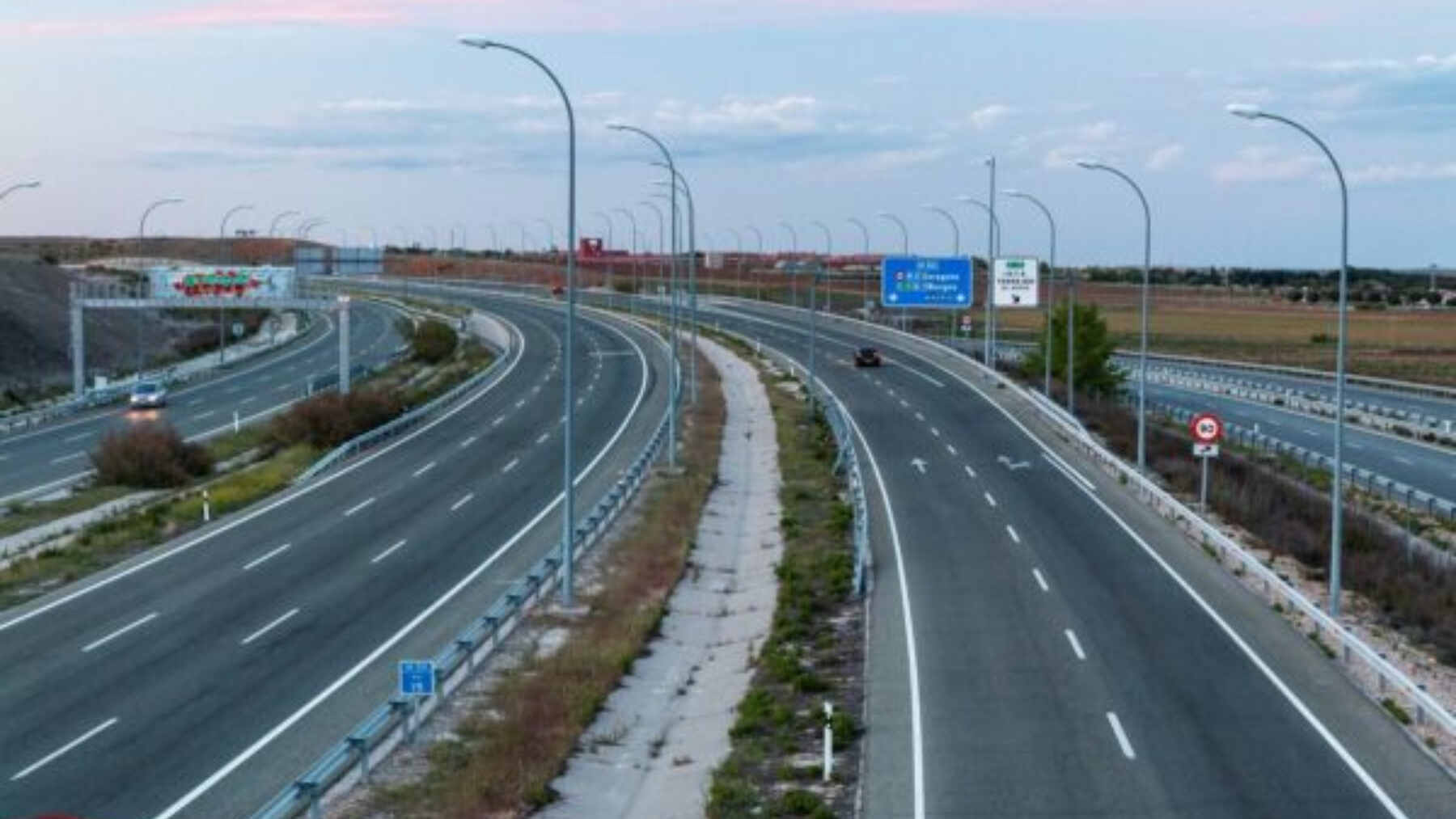 Autopista y autovía: cuál es la diferencia real y por qué importa más de lo que crees