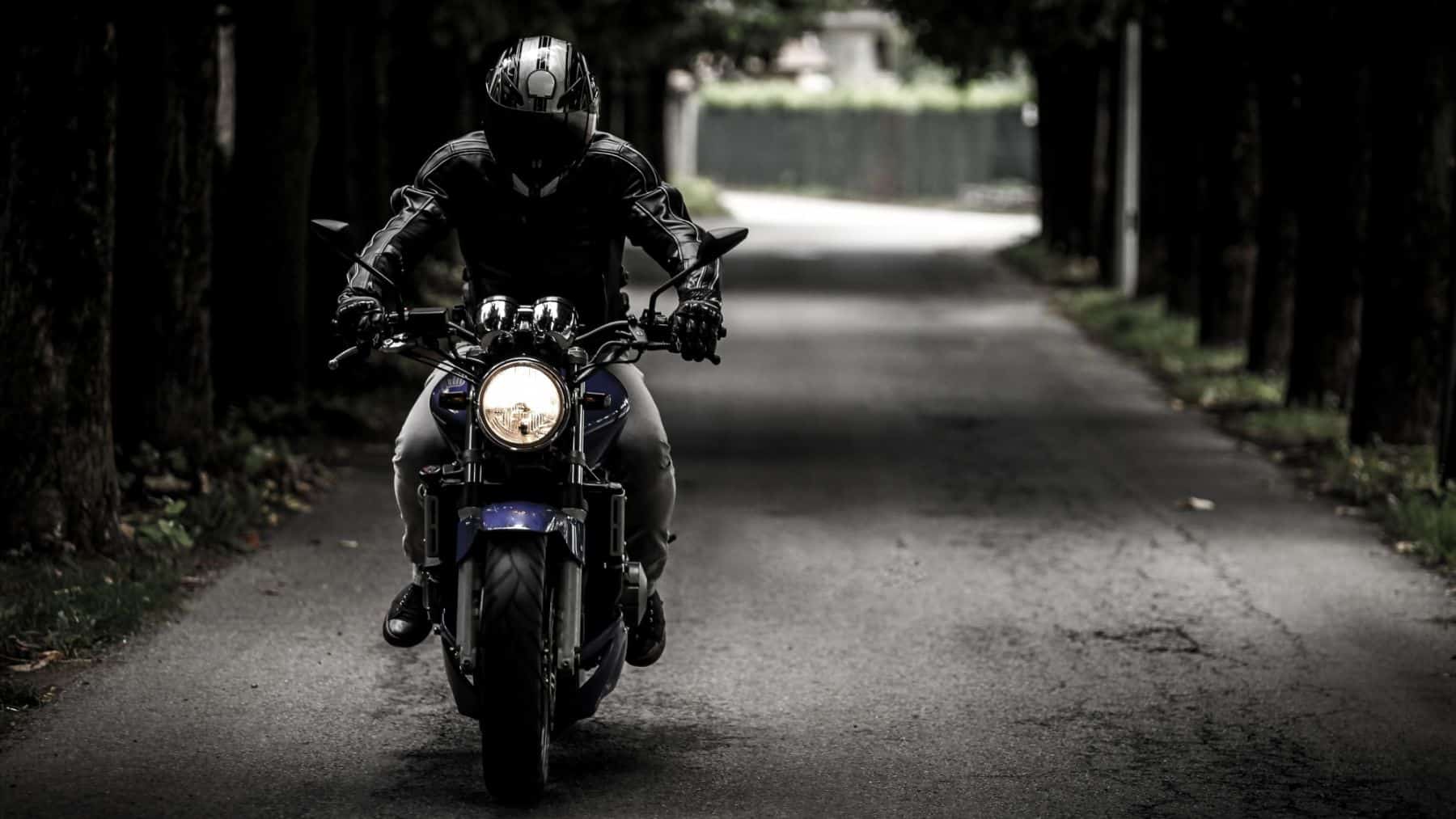 Tipos de carnet de moto: cuántos hay y qué puedes conducir con cada uno según tu edad