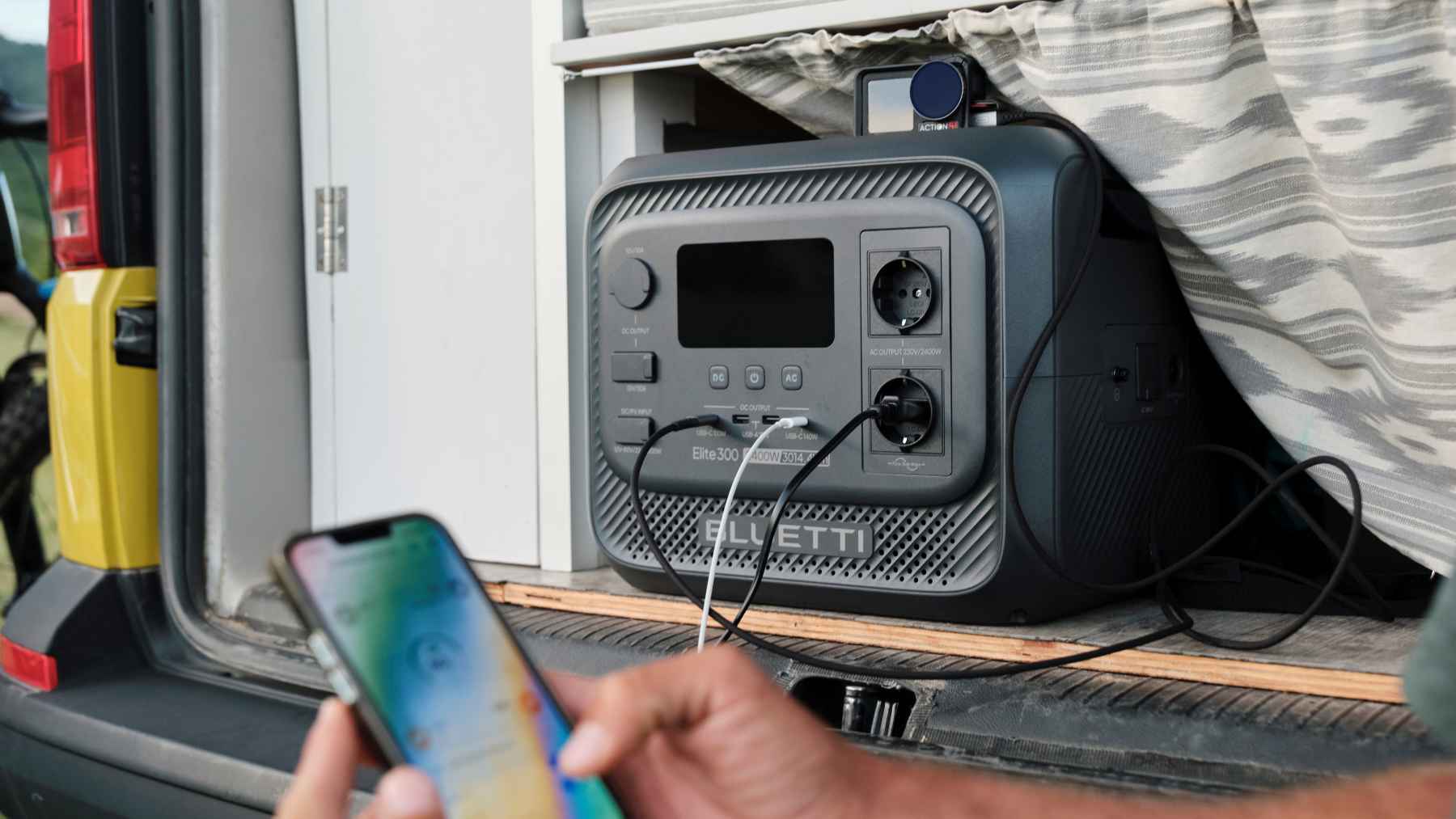 Probamos un “Power Bank” de 3.014,4 Wh tan grande como una caja de leche, que puede dar luz a tu casa, cargar tu Smartphone decenas de veces e incluso recargar un coche eléctrico: El BLUETTI Elite 300 con Panel Solar 350W ahora super rebajado