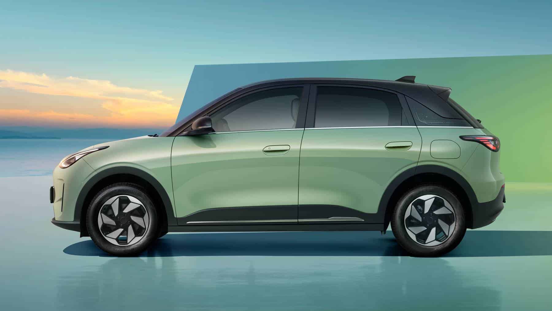El coche más vendido de China apunta a Europa: tenemos las primeras imágenes oficiales del nuevo Geely E2, un SUV urbano con el que los dueños de Volvo y Polestar quieren destronar a BYD y MG