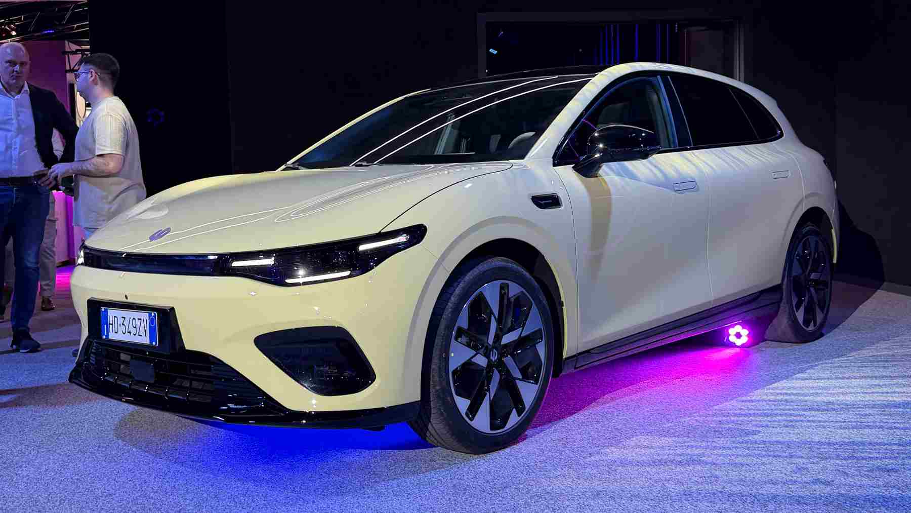Ahora entiendo por qué hay más de 700 reservas del nuevo anti-Golf de esta marca china: 218 CV, hasta 486 km de autonomía y por debajo de los 20.000 euros