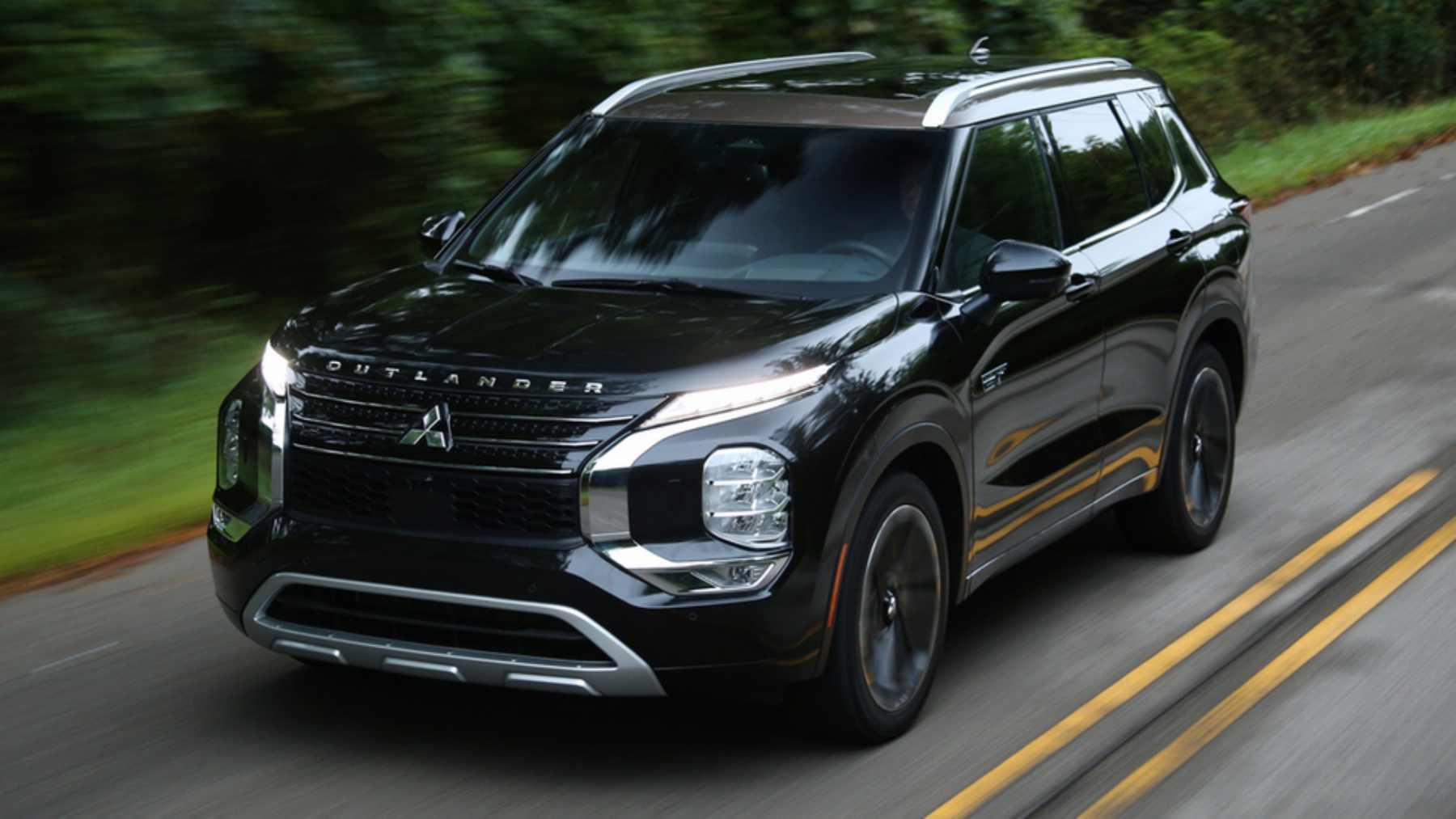 Una oferta para poner en aprietos a BYD y Toyota: El que fuera el híbrido enchufable más vendido en Europa ha regresado con 306 CV de potencia y tracción 4×4 por menos de 30.000 euros