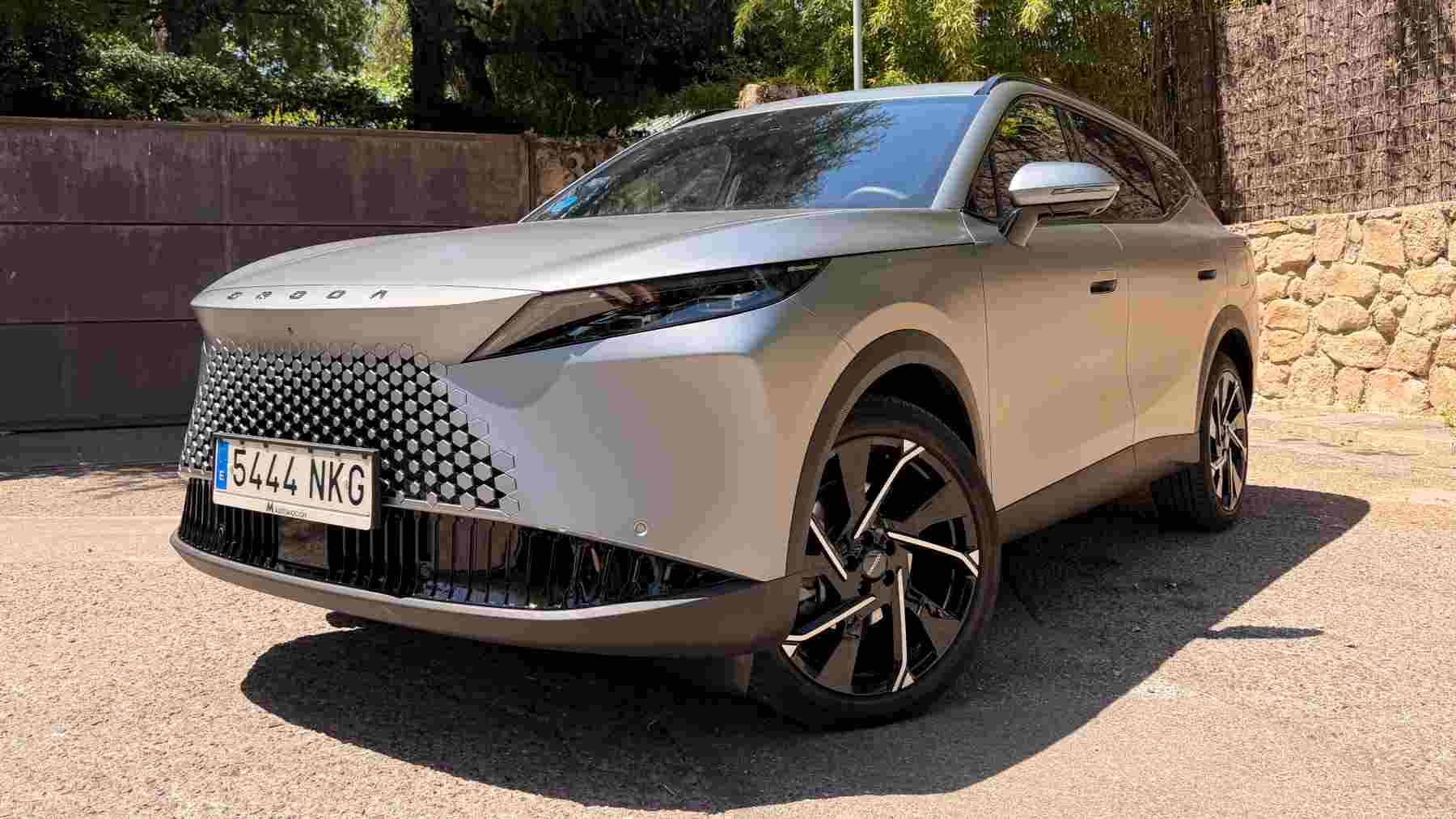 Prueba Omoda 7 SHS: el híbrido enchufable que gasta poco, viene hasta arriba de equipamiento y encima, ya es bonito, el Toyota RAV4 tiene muchas razones para preocuparse