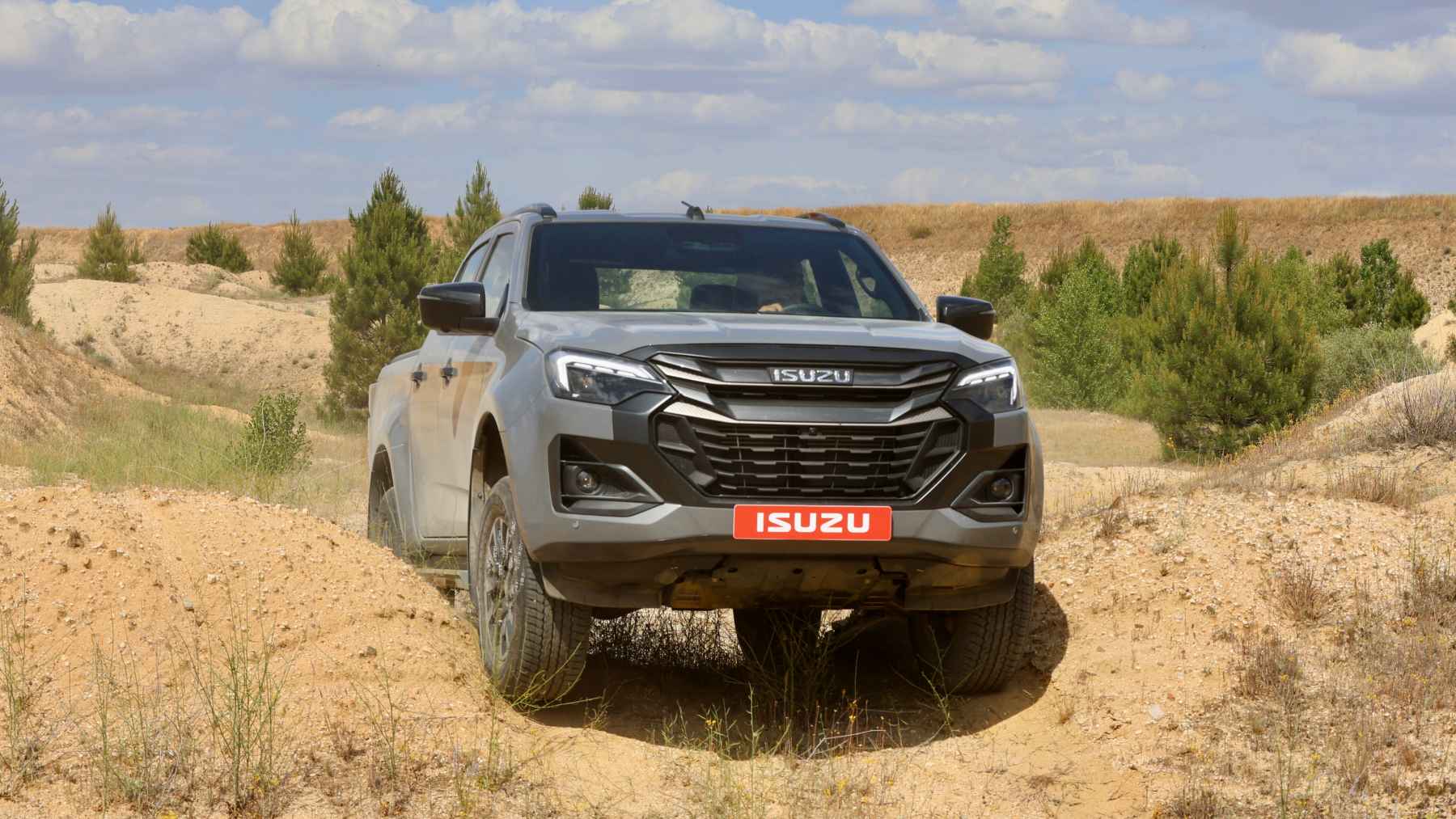 Prueba Isuzu D-Max 2026: Llega el motor 2.2 Maxforce diésel y el cambio de 8 velocidades