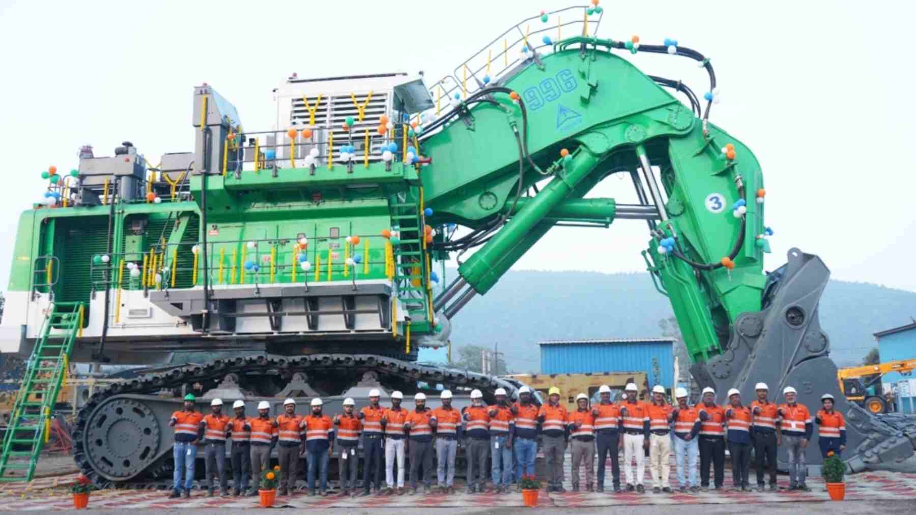 650 toneladas, 12 metros de alto y casi 3.000 CV moviendo 70 toneladas de roca sin una gota de diésel: una empresa india ha cogido una de las excavadoras más bestias del planeta y la ha convertido en eléctrica