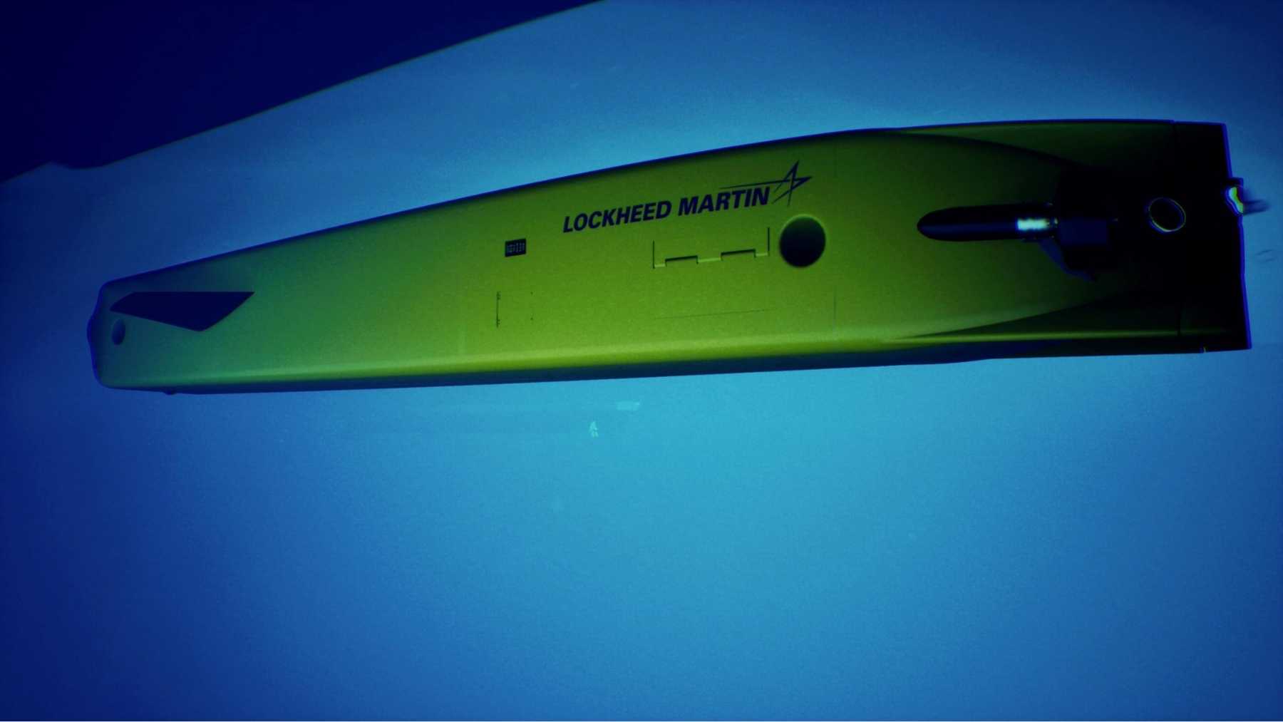 Lo han copiado de un pez que lleva 360 millones de años pegándose a sus presas: el nuevo dron submarino de Lockheed se agarra al casco de un buque, se recarga con el agua que pasa mientras navega y llega a su objetivo con la batería al 100% y los torpedos listos