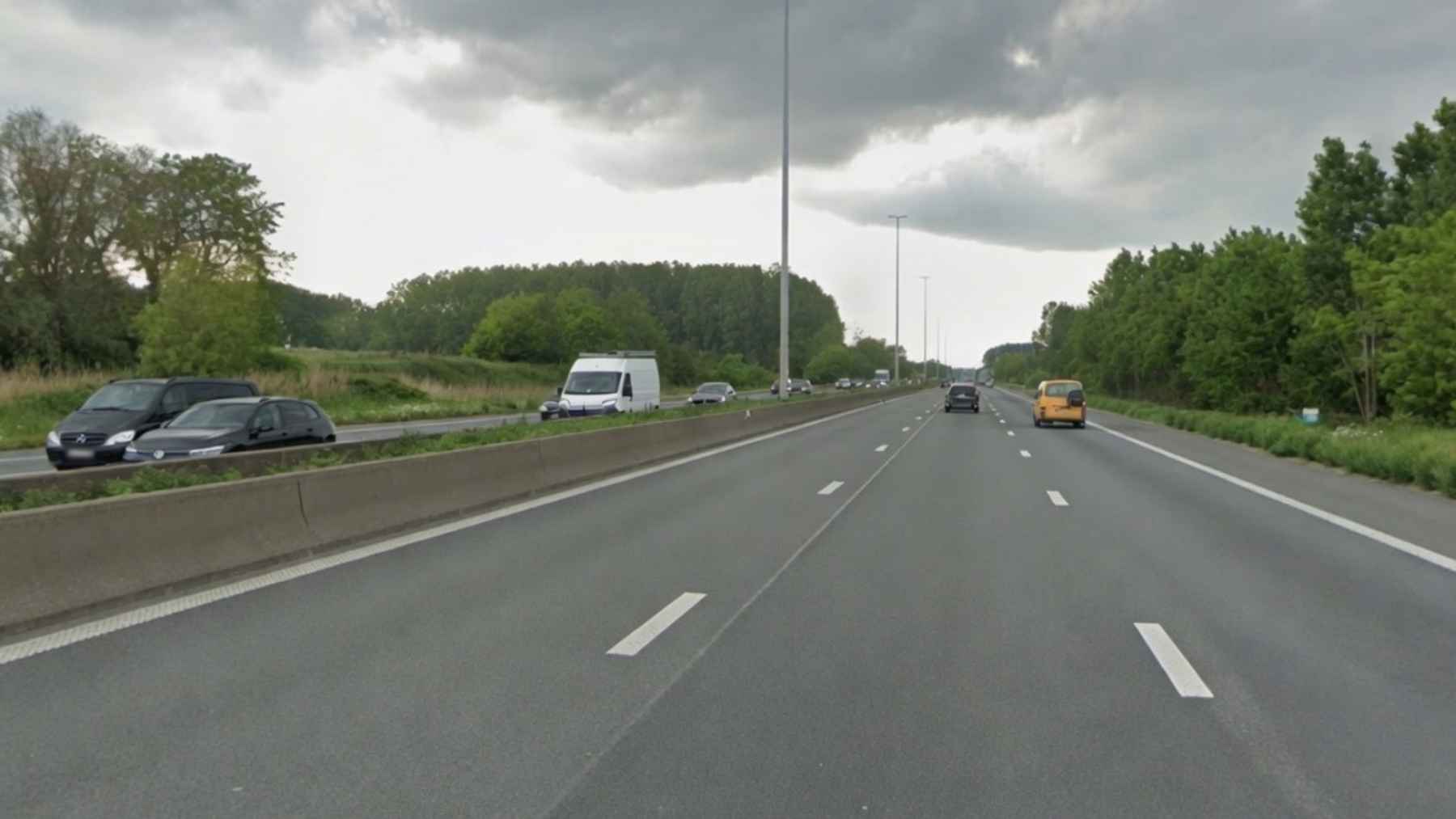 Las autopistas de Bélgica dejarán de ser gratis, llega la viñeta obligatoria en 2027 y estos son los precios. Ojo, España mira con atención esta propuesta
