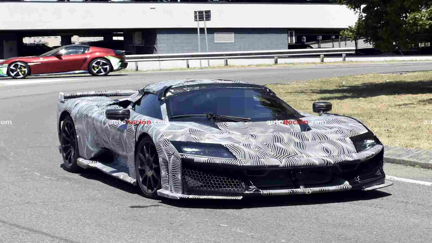 Cazamos en Maranello al prototipo del Ferrari F80 Aperta, el regalo limitado a 399 unidades que la marca nos haría en su 80 cumpleaños