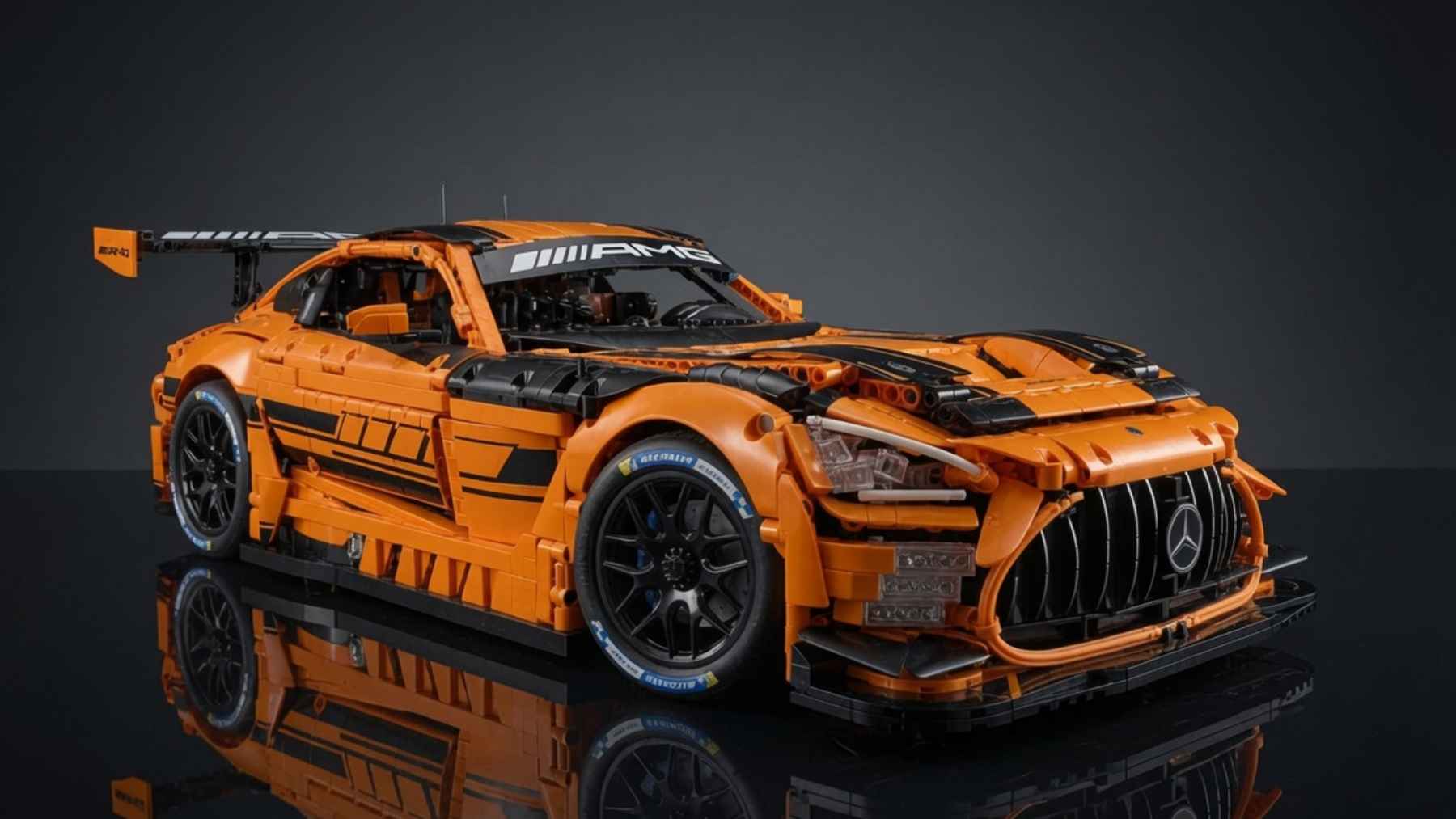 Este set de CaDA Bricks del Mercedes-AMG GT3 me dejó alucinando: sistema neumático real, motor V8 detallado y 5.466 piezas