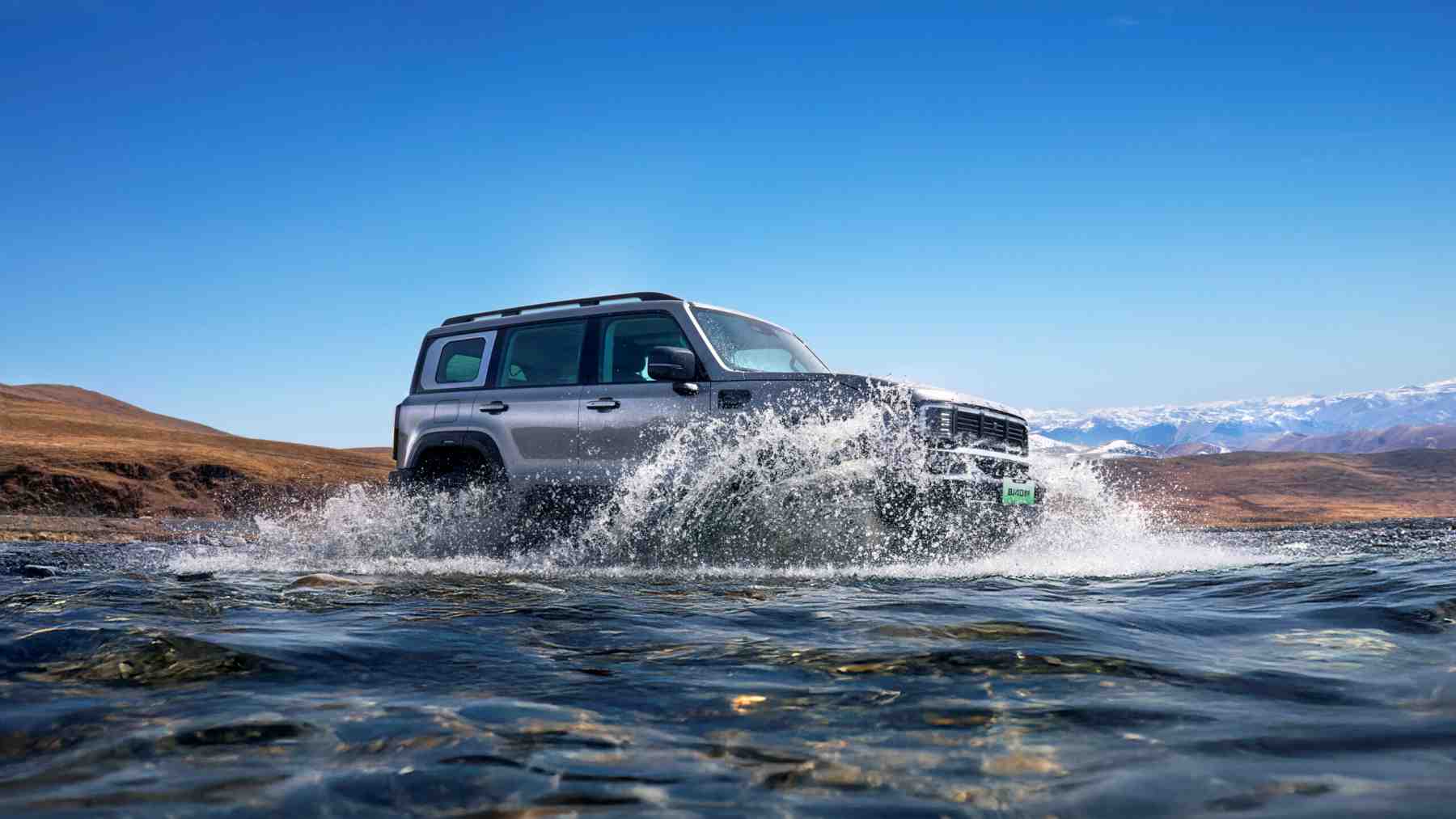 El Santana Cajal es oficial: anunciado el nuevo todoterreno español con tracción 4×4 y motores gasolina, diésel y eléctrico de autonomía extendida para competir con el Ford Bronco y el Jeep Wrangler