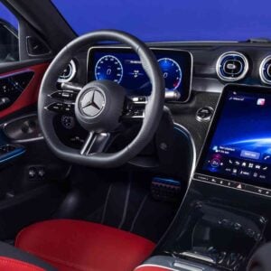 Mercedes Clase C Interior rojo