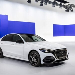 Mercedes Clase C Estudio frontal