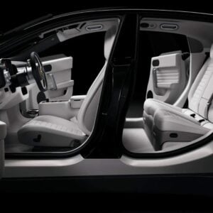 Ferrari Luce subasta Interior estudio