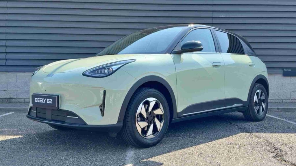 Geely E2