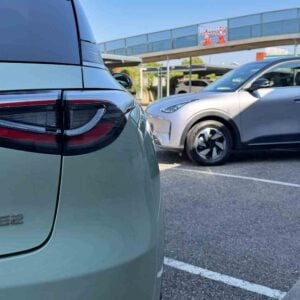 Piloto Led Geely E2