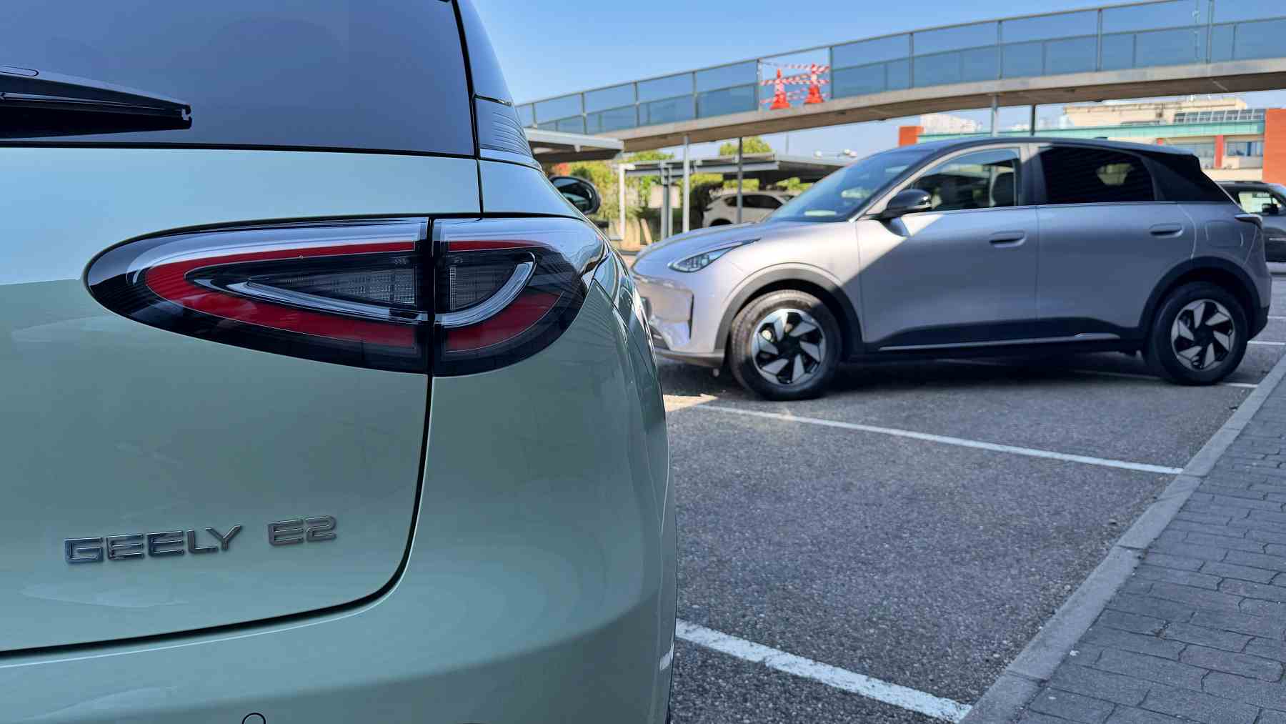 Piloto Led Geely E2