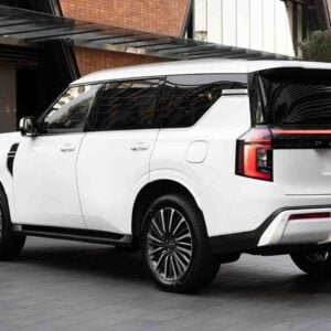 Nissan Patrol 2027 Vista posterior blanco