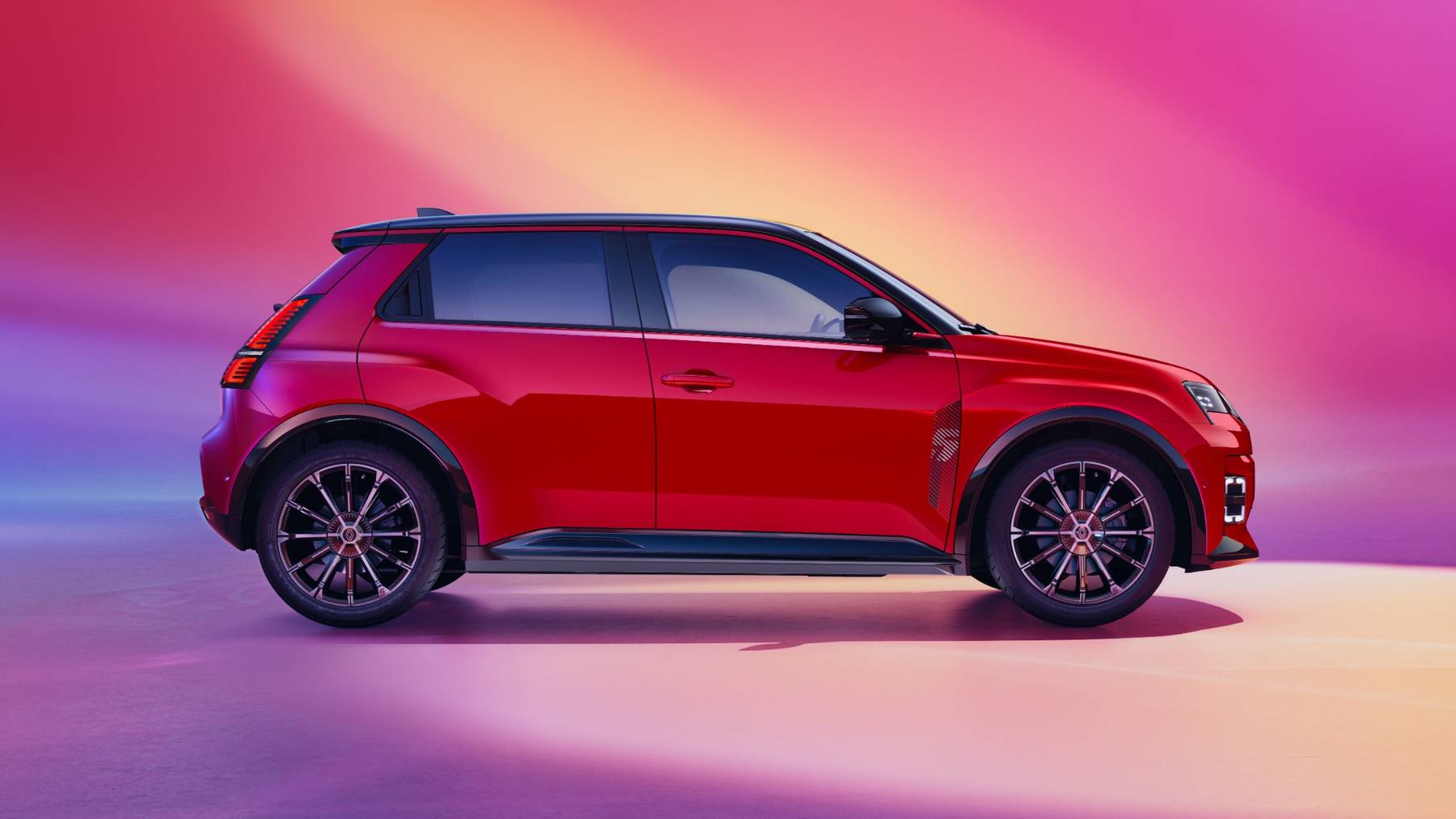 El Renault 5 E Tech Se Actualiza Y Recibe Una Nueva Bater a Carga el-renault-5-e-tech-se-actualiza-y-recibe-una-nueva-bater-a-carga