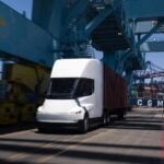 Tesla Semi en marcha muelle