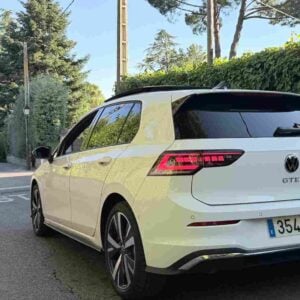 Vista Trasera lateral STOP VW Golf GTE