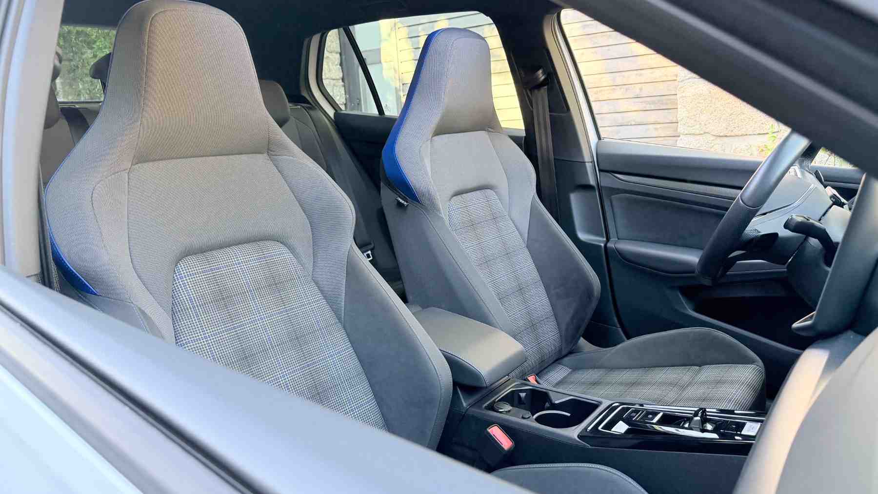 Asientos delanteros VW Golf GTE
