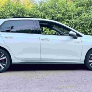Lateral VW Golf GTE