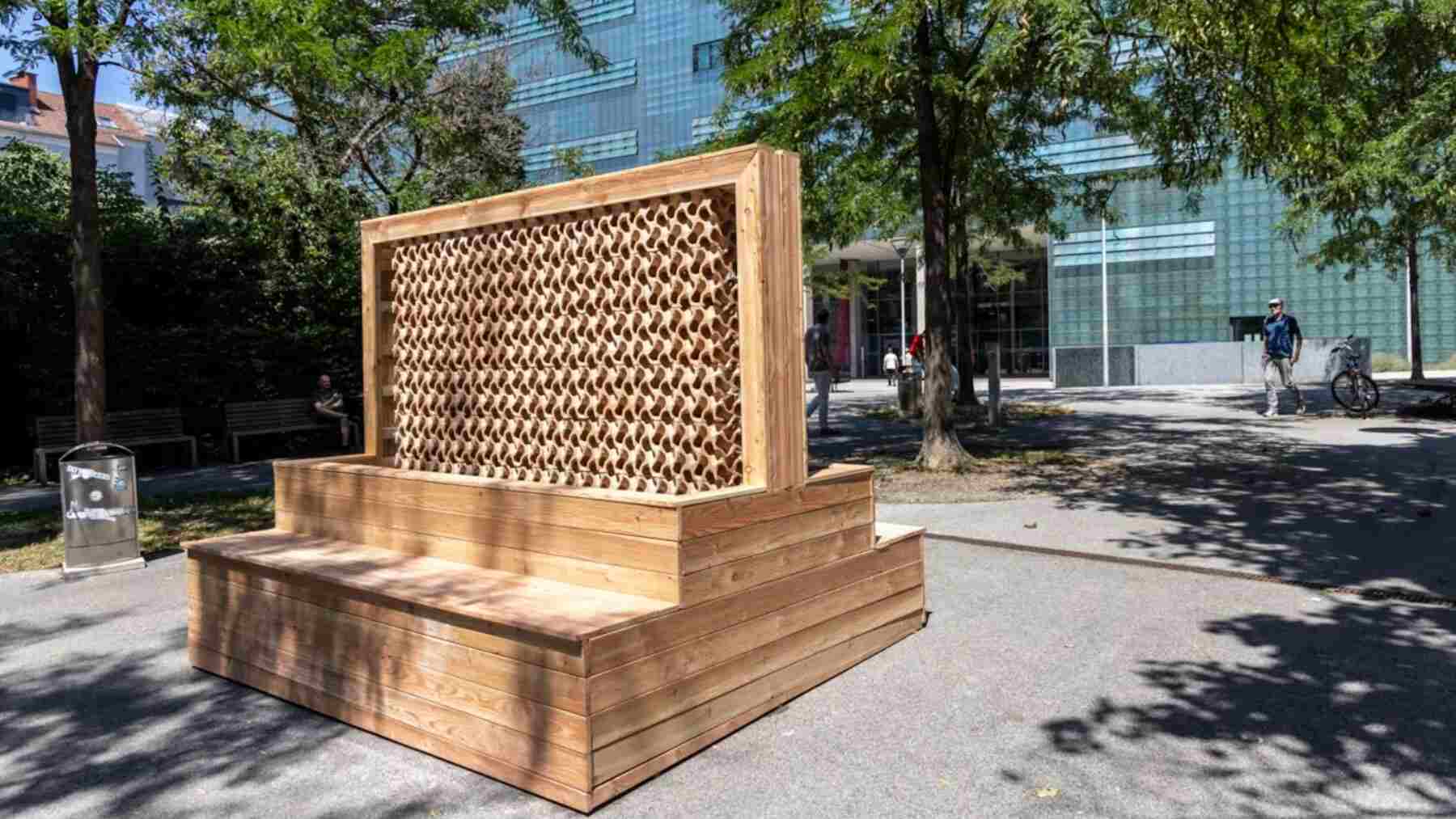 Lo que llevan haciendo los cántaros de barro desde hace siglos ahora se convierte en una pared de cubos cerámicos con impresión 3D: los austriacos han creado un material que enfría hasta 7 grados sin aire acondicionado ni factura de la luz