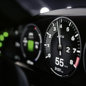 Porsche Taycan cuentarrevoluciones