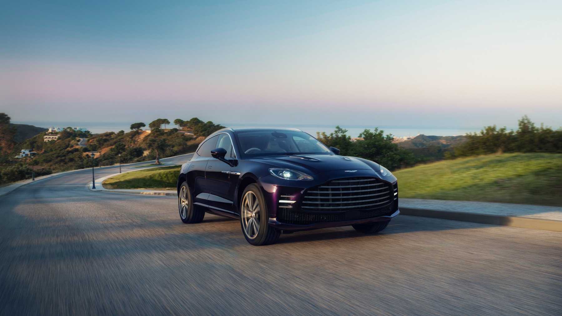Aston Martin DBX GT: la respuesta en formato SUV para quien quiere conducir un superdeportivo todos los días sin prescindir de un V8 que pasa de 0 a 100 en 3,3 segundos