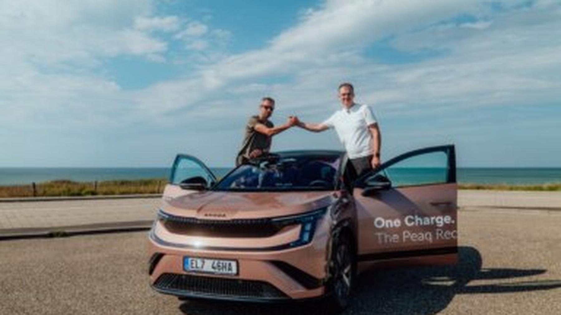 Este SUV eléctrico checo acaba de alcanzar una autonomía récord de casi 1.000 km: lo más impactante es que es enorme, pesa dos toneladas y supera incluso a los premium
