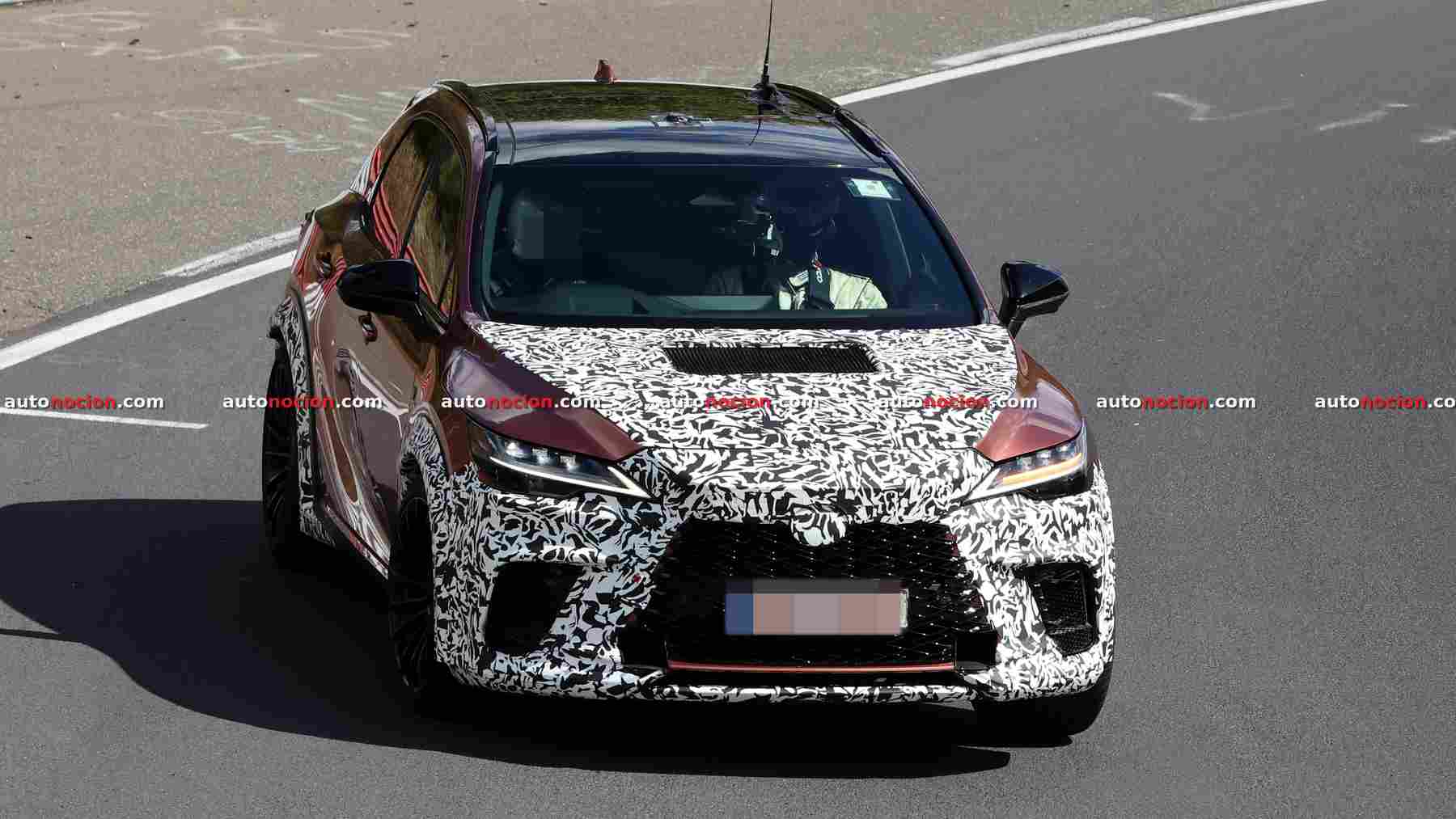 En Lexus y Toyota se han vuelto locos con su nuevo 2.0 litros turbo de cuatro cilindros y casi 600 CV: Ya rueda en Nürburgring en un RX