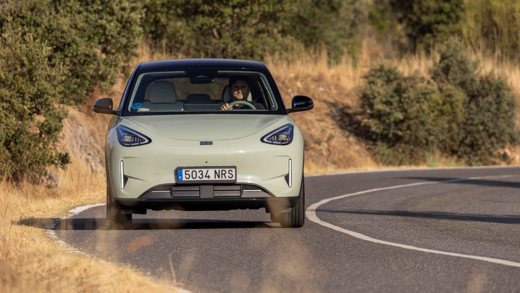 Prueba Geely E2: el más vendido de China aterriza en España con tracción trasera, frunk y precio de derribo para luchar contra el Dolphin Surf