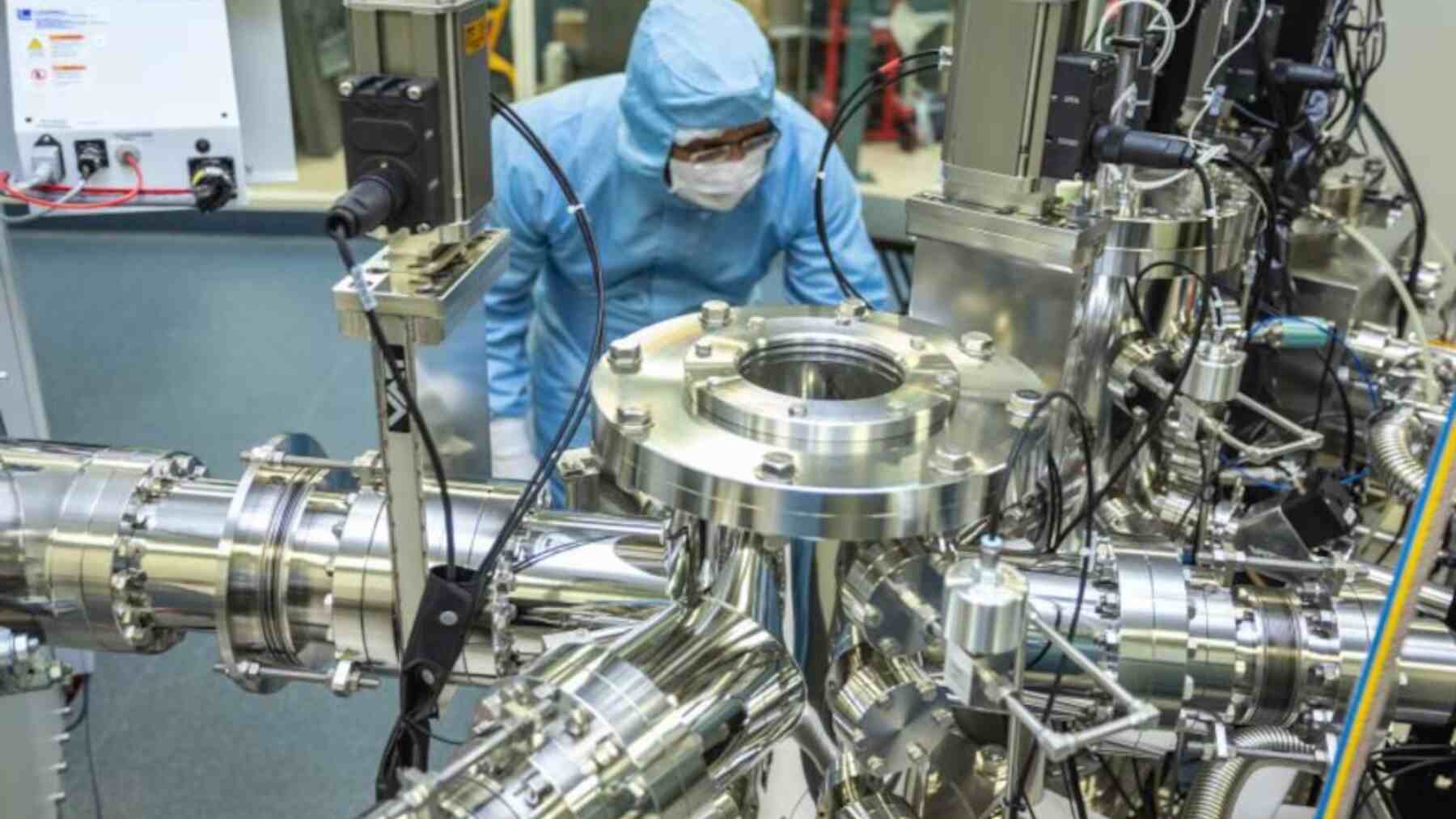 Una batería que se carga más rápido cuanto más grande es: el prototipo cuántico de CSIRO desafía la física tradicional con una carga en femtosegundos y la capacidad de extraer corriente eléctrica