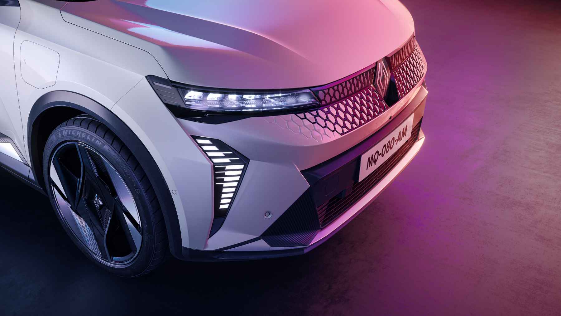 El Renault Scenic ahora se aprenderá las caras de sus pasajeros y también se pasa a la LFP para ganar en seguridad y recortar costes