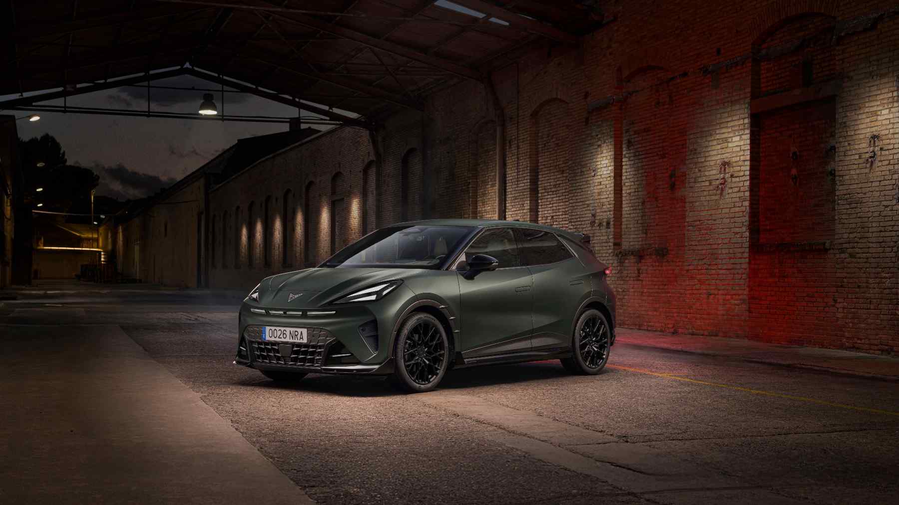 ABT no sólo prepara coches de gasolina: el Cupra Raval mantiene los 226 CV, el autoblocante y el chasis DCC, pero luce un diseño exclusivo con más carácter