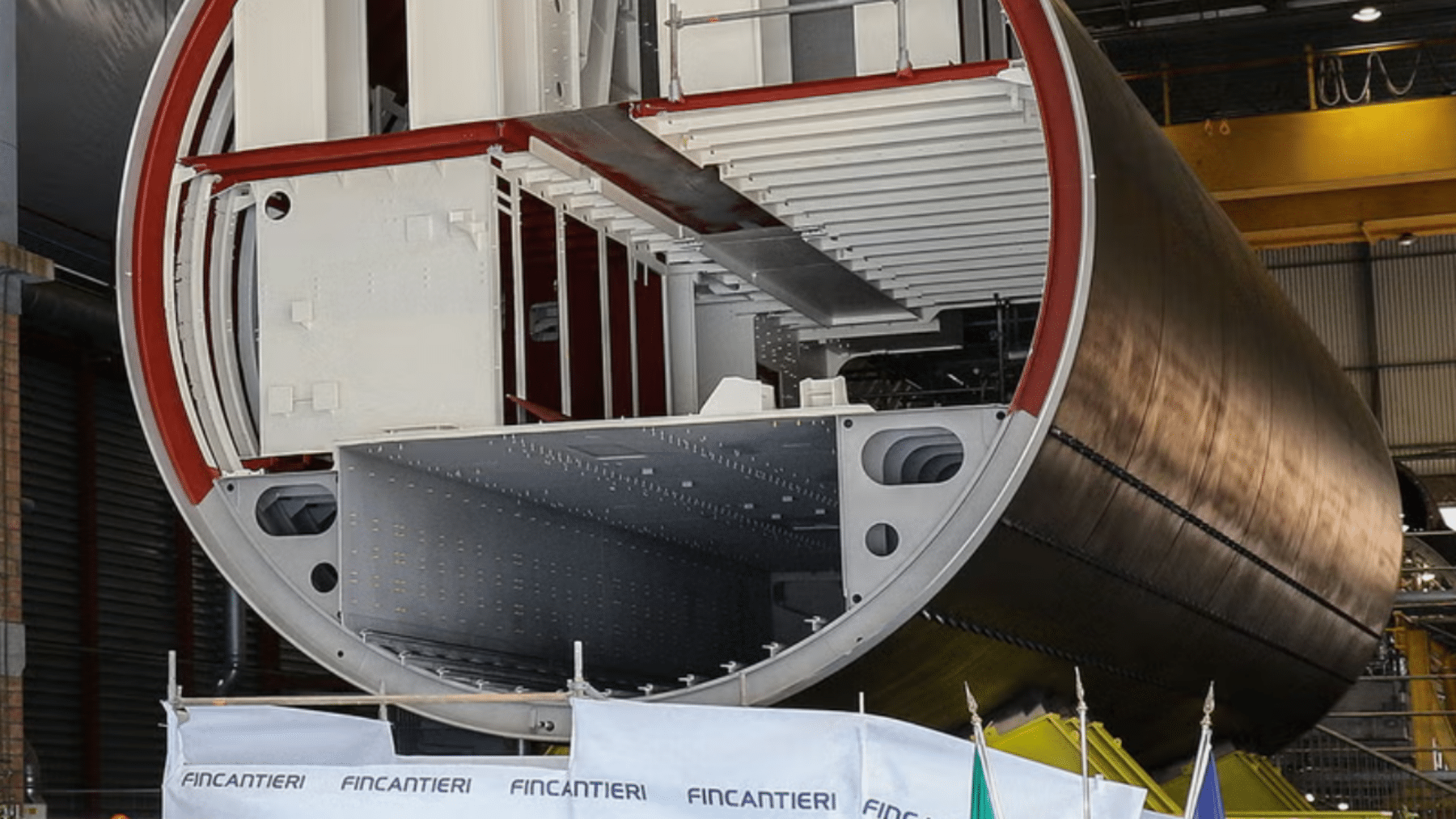 Las ventas de coches diésel caen en picado, pero las de submarinos diésel se disparan: así es el U212NFS italiano
