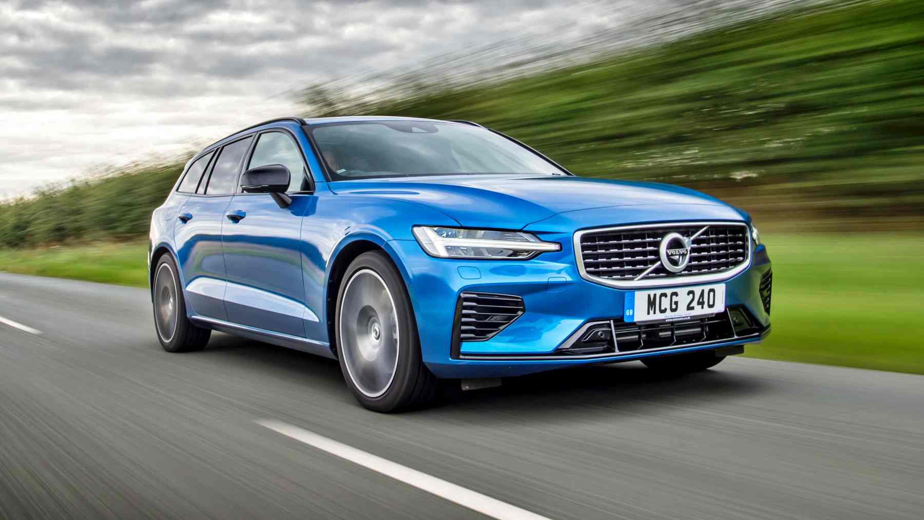 5 coches familiares de segunda mano y etiqueta ECO para viajar que te puedes comprar por el precio de un SUV chino nuevo, 25.000 euros: nuestros favoritos