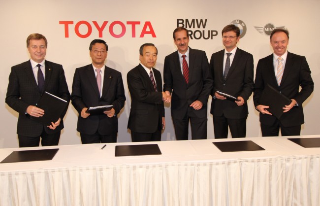 BMW y Toyota se unen para compartir baterías y motores