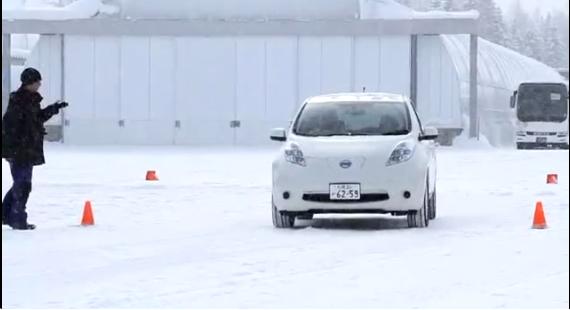 [Vídeo] El Nissan Leaf también funciona en la nieve