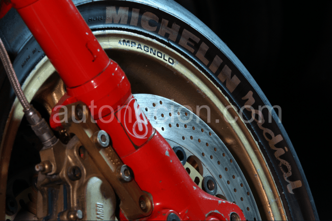 25 aniversario del neumático Michelin X Radial de moto