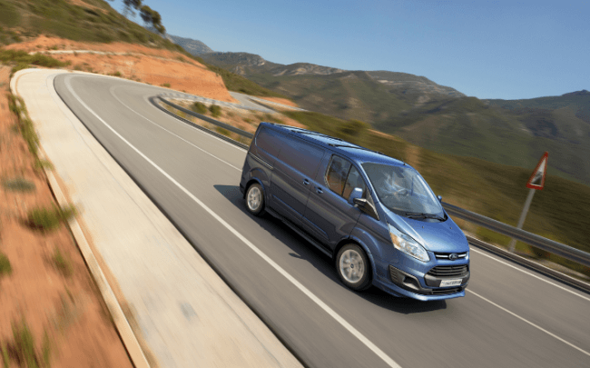 Ford quiere revolucionar el mercado de los comerciales con la Transit Custom