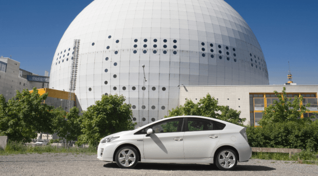 Toyota dona generadores eléctricos