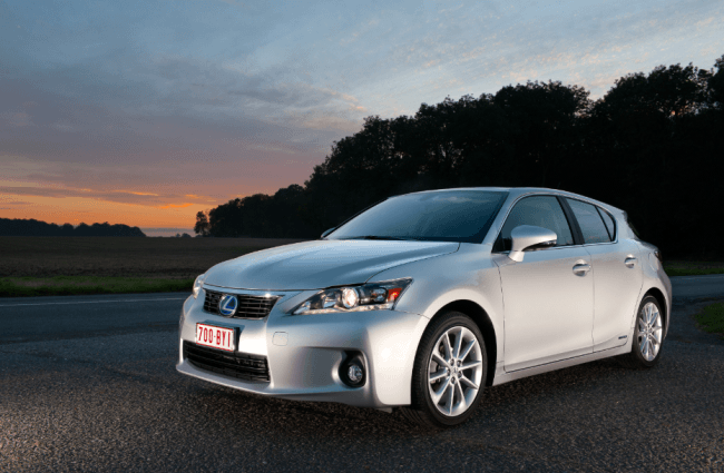Lexus asumirá la subida del IVA durante el mes de septiembre