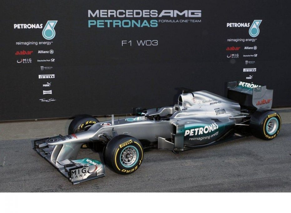 Mercedes AMG presenta su monoplaza, el W03
