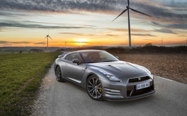 El Nissan GT-R 2013 será más rápido y tendrá un mejor manejo