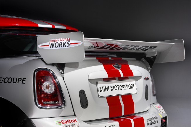 El duro Mini John Cooper Works Coupé Endurance