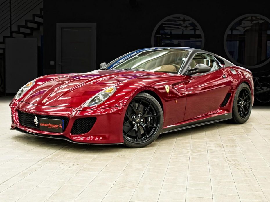 Romeo Ferraris prepara el Ferrari 599 GTO