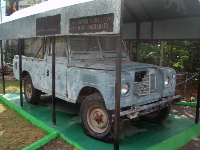 El Land Rover de Bob Marley, para restaurar…